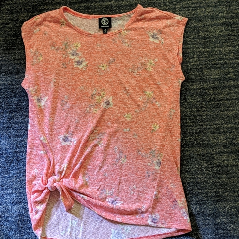Bobeau t-shirt knot detail